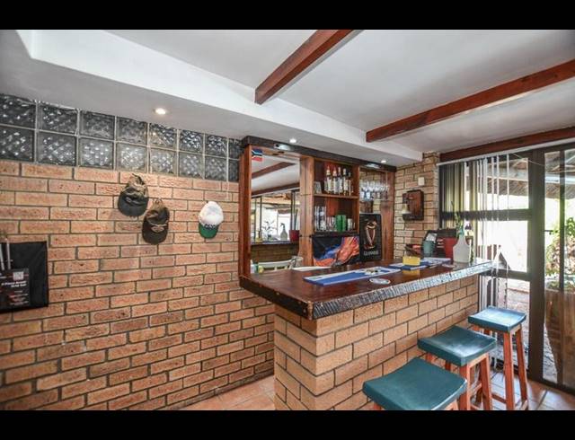 4 BEDROOM PROPERTY TO RENT IN DE TIJGER